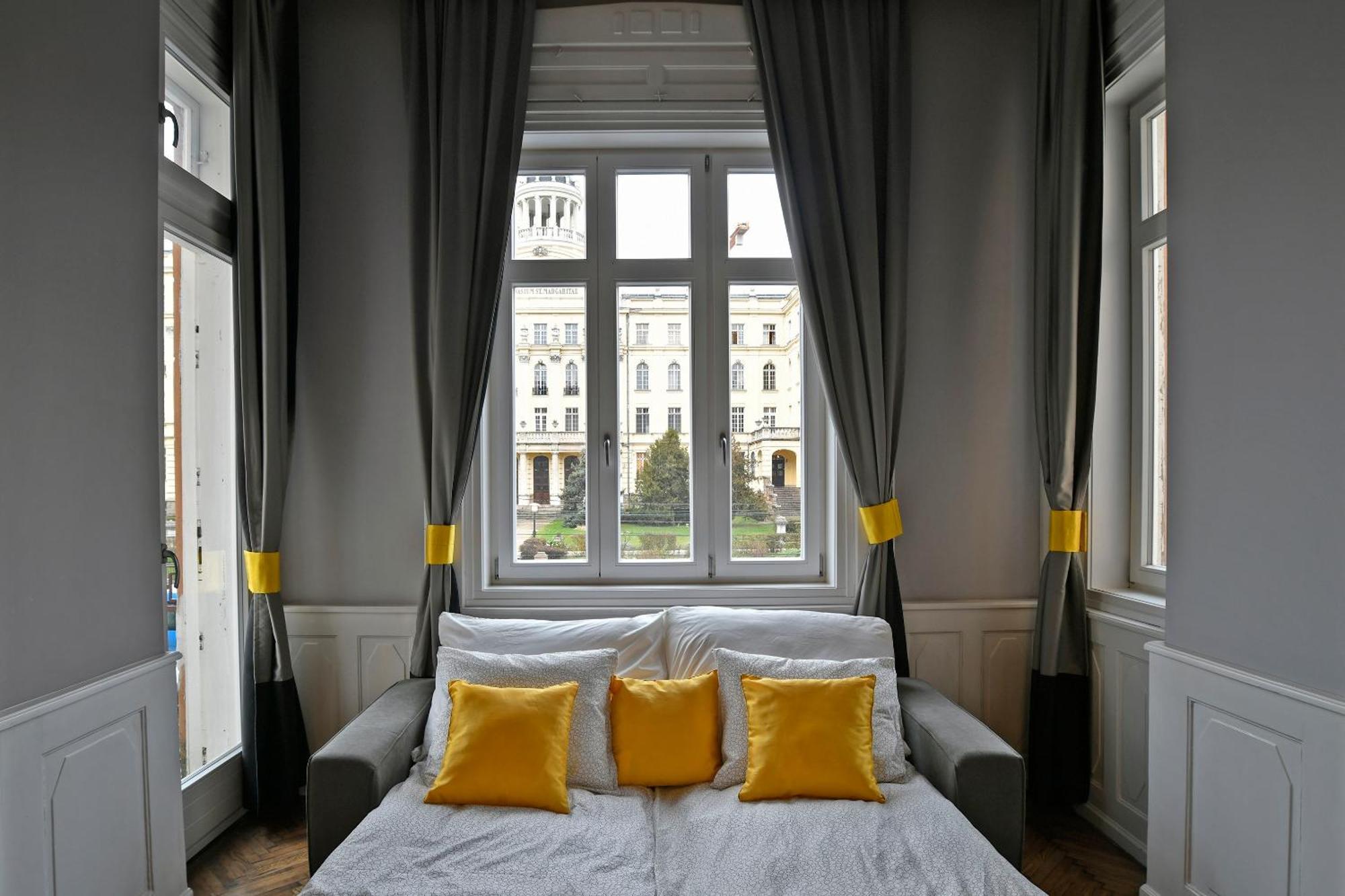 Luxuryflat Near Centre On118 Sqm, 3Br,2Bth,8Bed,Ac Apartment Budapest Ngoại thất bức ảnh