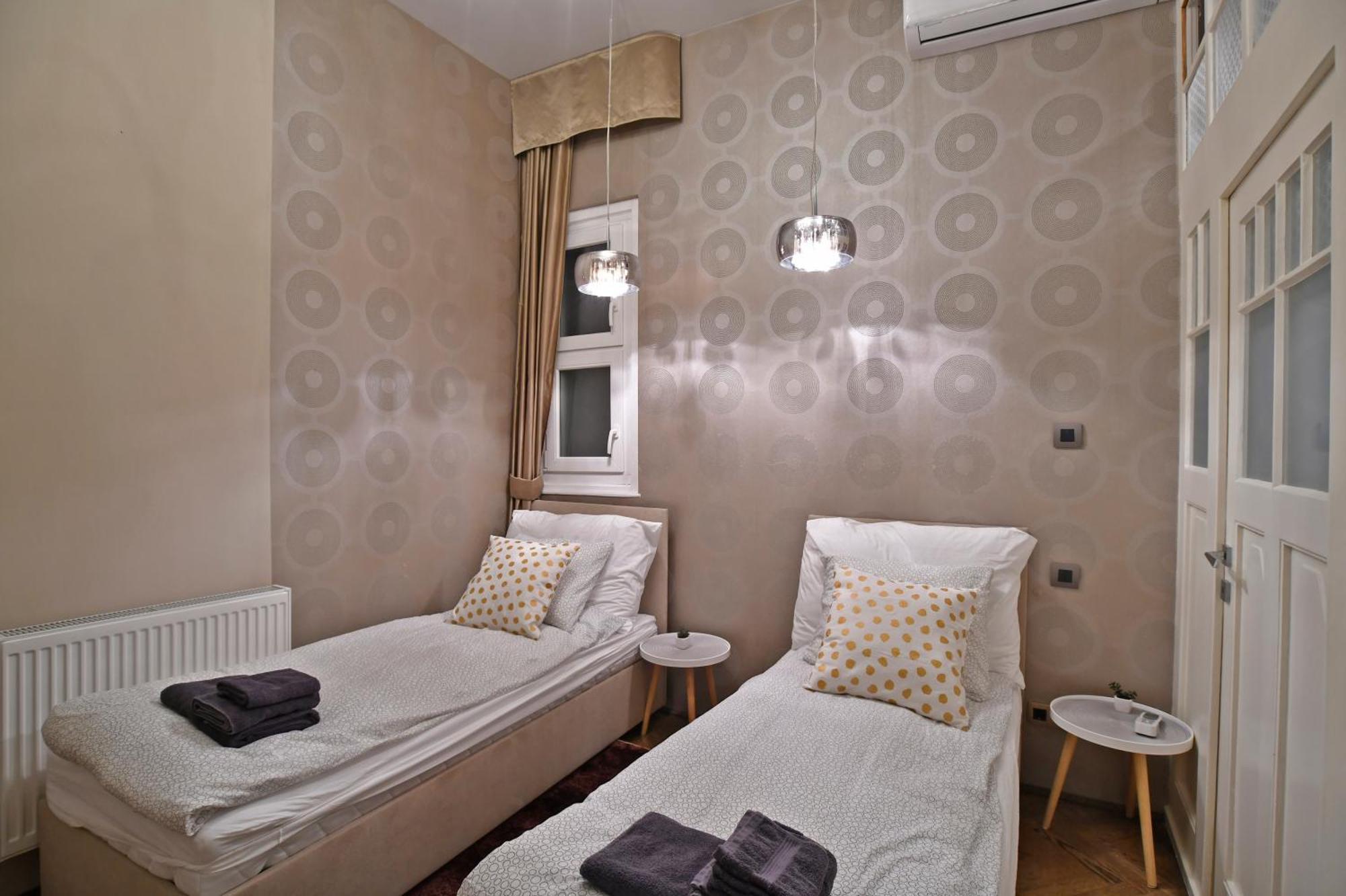 Luxuryflat Near Centre On118 Sqm, 3Br,2Bth,8Bed,Ac Apartment Budapest Ngoại thất bức ảnh